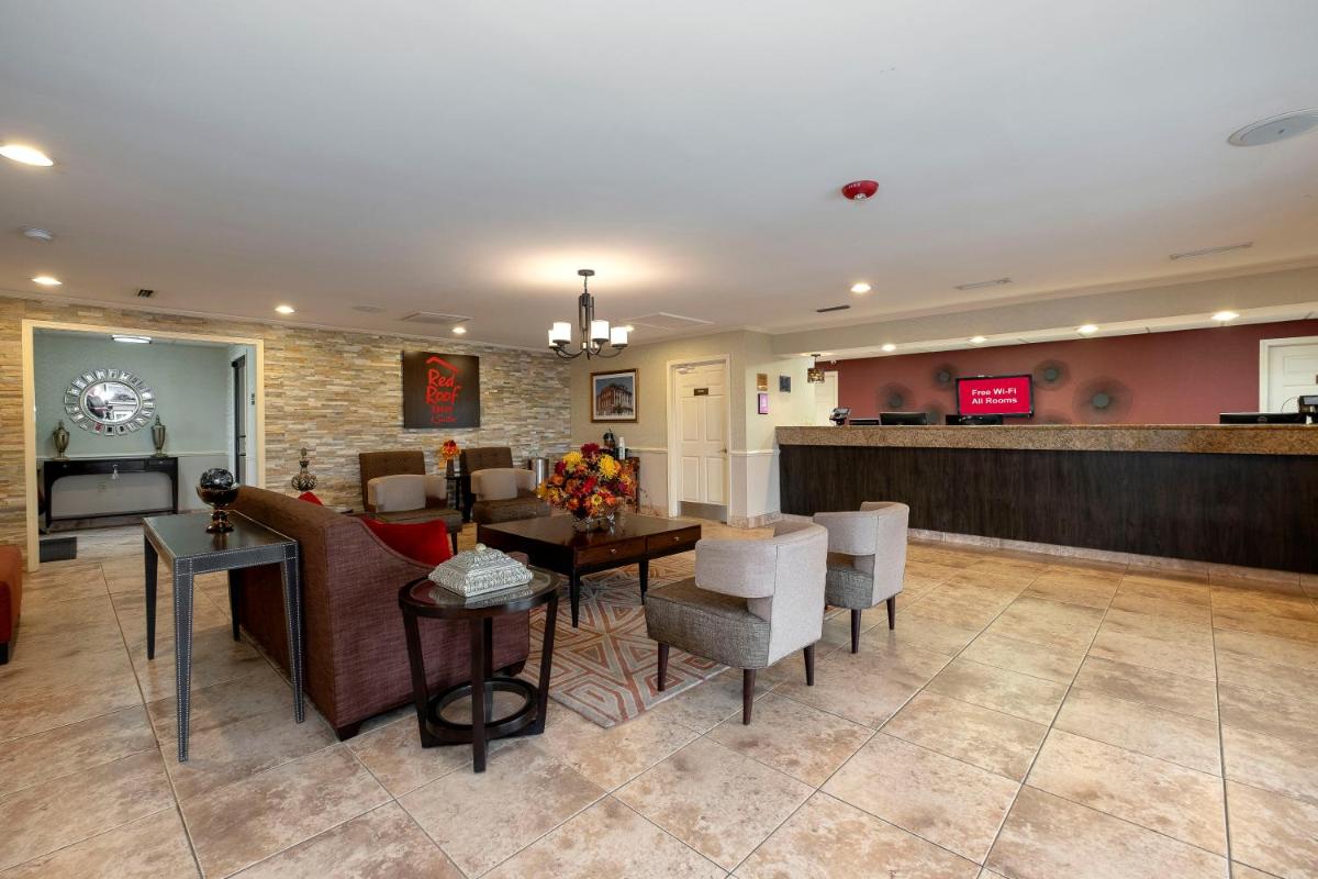 Popular attractions Area Nearby Property